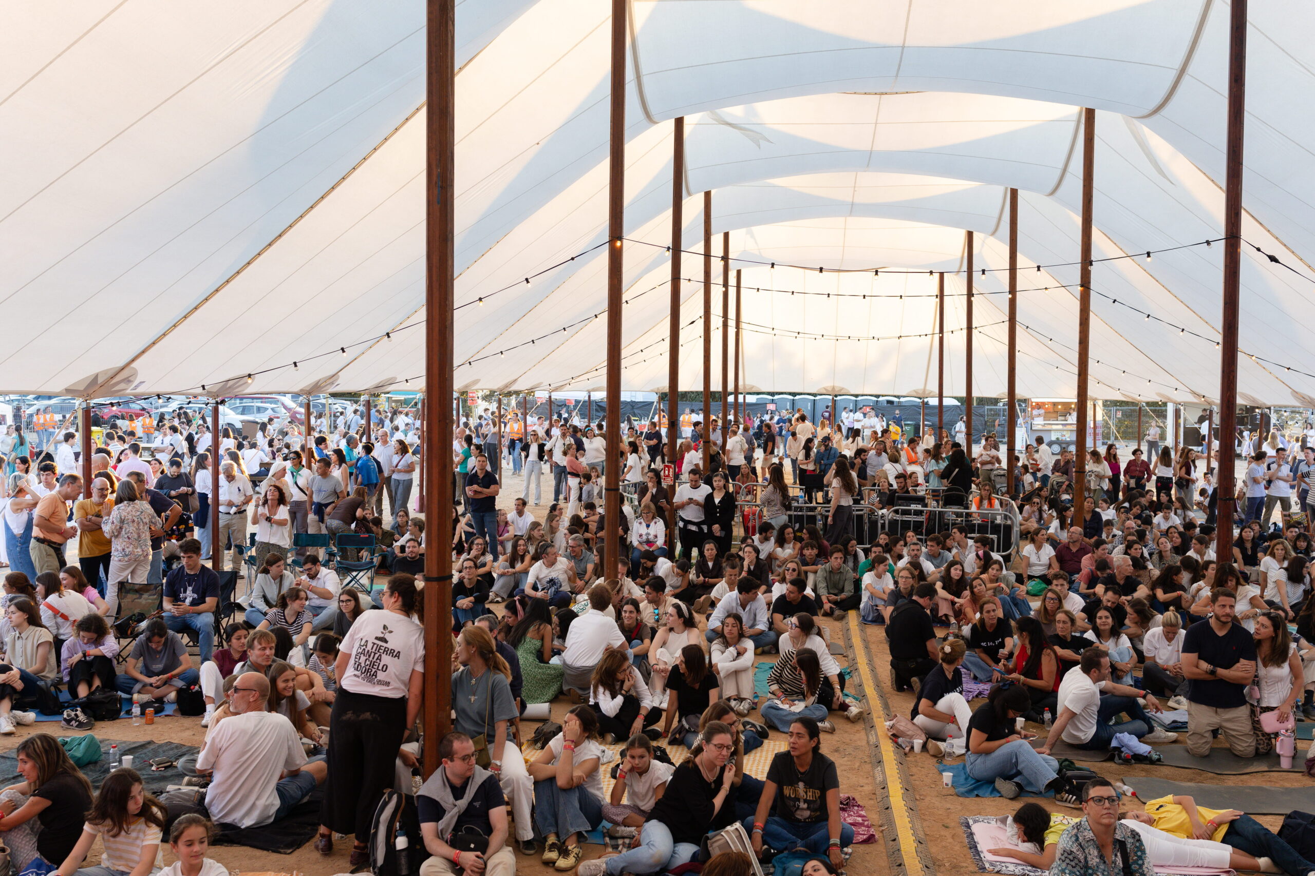 Har Tabor — jóvenes en el festival
